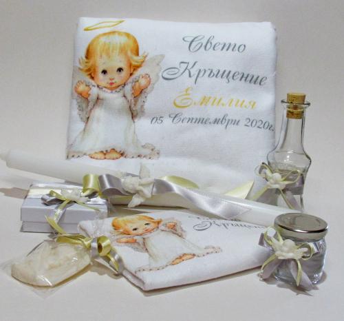Аксесоари за кръщене