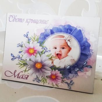 Детски магнит върху дърво