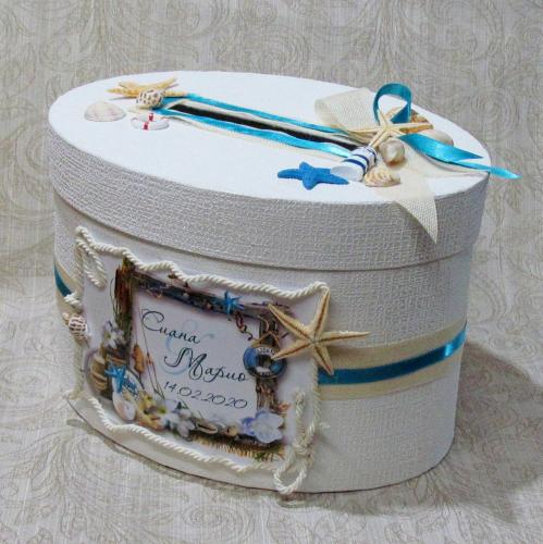 Кутия за пари с раковини и морски звезди